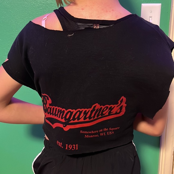 Crop top of the century - Picture 3 of 6